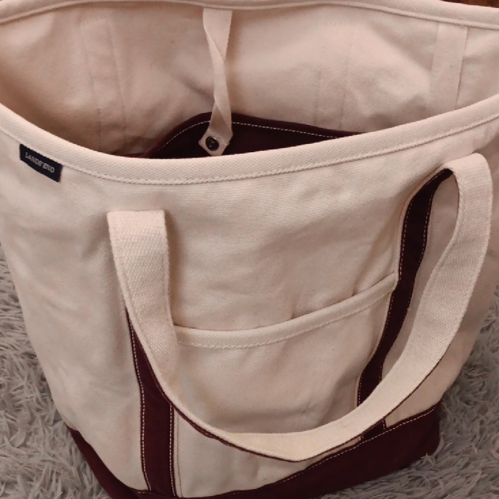 Lands End Cream Canvas Tote 5 Pockets Inside with BrownTrim Very Durable